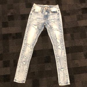 KanCan acid washed skinny sz 3/25